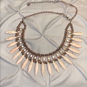 Rosegold colored necklace
